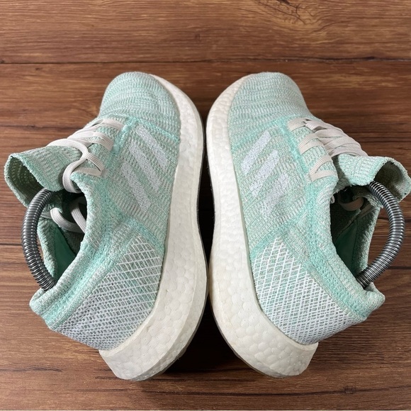 Adidas Pureboost Go Athletic Shoes Sneakers Women’s Size 10 - Picture 2 of 10